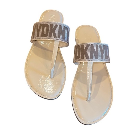 Dkny Shoes - DKNY Logo Thong Sandals Womens Size 11 Nude Patent Slip On Flat Summer